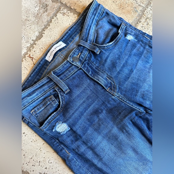 Flying Monkey Womens Blue Distressed Raw Hem Denim Skinny Jeans Capri Pants 26 - Picture 3 of 8
